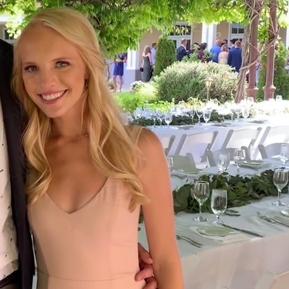 Lauren Y - Picture 2 of 2